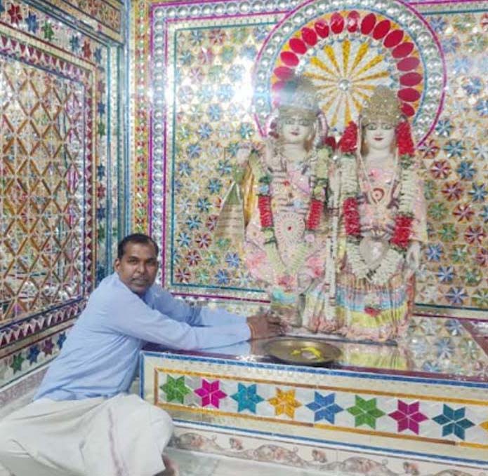 SINGRAULI - श्री कृष्ण प्रणामी मंदिर में कांच की कलाकारी,दर्शनार्थी मंत्रमुग्ध