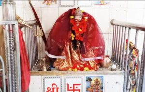Chaitra Navratri : प्रतिपदा के दिन मॉ शैलपुत्री की होगी पूजा अर्चना,मंदिरों की साफ-सफाई जोरों पर