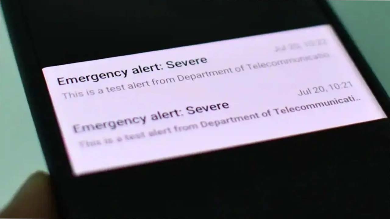 Emergency Warning : इस आपात्कालीन चेतावनी से कई लोग भयभीत हो गये, हालाँकि इसकी कोई आवश्यकता नहीं थी। अगर आप भी सरकार की ओर से आने वाले आपातकालीन अलर्ट से अनजान हैं तो यह रिपोर्ट आपके काम की है।